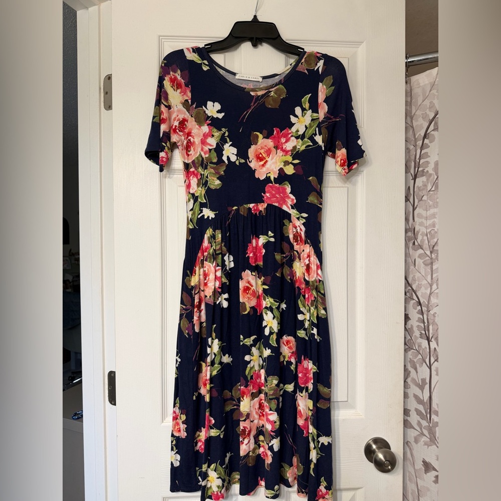 Short sleeve floral dress
